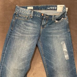 Gap low rise straight leg jeans NEW